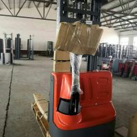 full electric stacker- (1)
